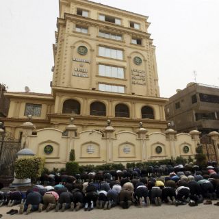 Cierran periódico de los Hermanos Musulmanes en Egipto