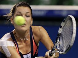 Le toma una hora y 20 minutos a la número cuatro de la WTA avanzar a la próxima ronda. AP /