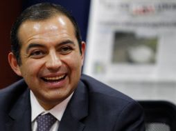 De visita en la Mesa de Redacción de EL INFORMADOR, Ernesto Corder dice que el PAN no debe de vivir de la dádiva del PRI.  /