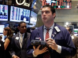 La bolsa de EU desciende por quinta jornada consecutiva ante temores por el estado de la economía nacional. AP /