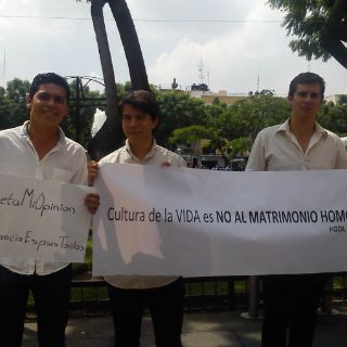 Estudiantes se manifiestan contra Ley de Libre Convivencia