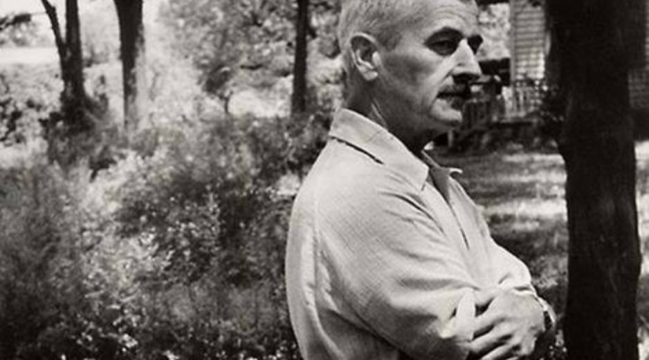 Guionista, periodista y miembro de la fuerza aérea fue un hombre merecedor del Premio Pulitzer. ESPECIAL /