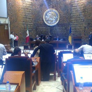 Aprueban reasignaciones presupuestales 2013