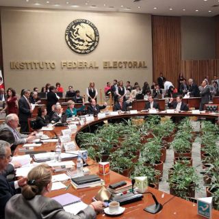 El IFE aprueba multas de 32.9 MDP a partidos por irregularidades