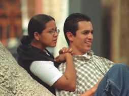 Muchas son las personas que prefieren vivir en ''unión libre'', que con el compromiso del matrimonio. ARCHIVO /