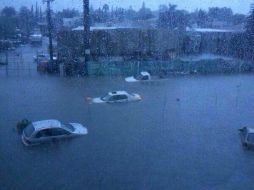Intensas lluvias en la ZMG afectan la vialidad en Avenida Acueducto entre Patria y Periférico. TOMADA DE @luiscerdaa.jpg  /