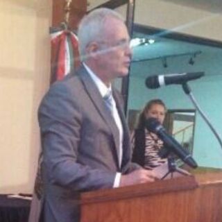 Reconocen a Raúl Padilla por trayectoria cultural