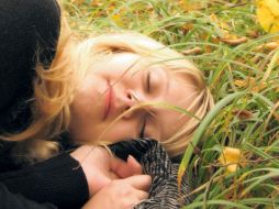 Una siesta de menos de 30 minutos al día puede ser buena para combatir la fatiga, la meditación es otra opción. EFE /