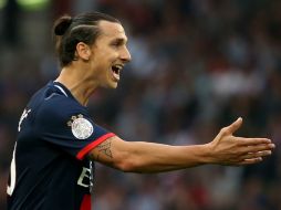 'Ibra' explota de nuevo contra su ex estratega. AFP /