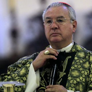 Arzobispo se desmarca de correos contra Ley de libre convivencia