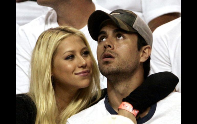 Enrique Iglesias y Anna Kournikova tienen una relación de doce años; ahora está en riesgo, según un diario de EU. ARCHIVO /