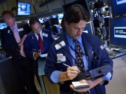 Wall Street abrió hoy con leves avances y el Dow Jones, su principal indicador, sube un 0.08 por ciento. EFE /