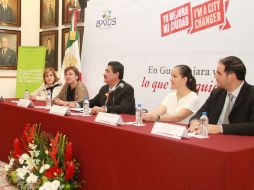 Ramiro Hernández c) señala que una de los sectores de población objetivo de ''Yo mejoro mi ciudad'' son los jóvenes.  /