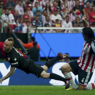 Rodrigo Millar defiende a Vuoso