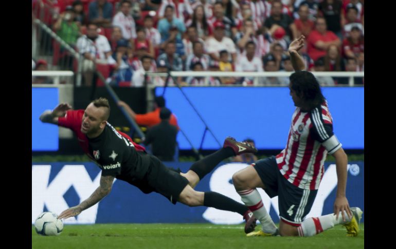 Rodrigo deja claro el sentir del plantel acerca de la polémica con su compañero.  /