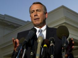 John Boehner, en conferencia de prensa luego de la reunión que mantuvo con sus homólogos demócratas y Barack Obama. AFP /