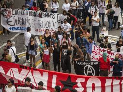 En el Centro Histórico de Guadalajara hubo manifestación por la conmemoración de la matanza de 1968.  /
