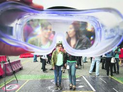 Lentes de visión distorsionada. La secretaría de Movilidad prueba simulador. EL INFORMADOR /