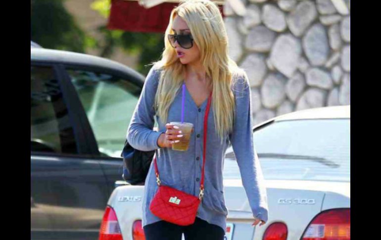 Desde el principio se sospechó que Amanda Bynes sufría de esquizofrenia, pues estaba paranoica y escuchaba voces. ESPECIAL /