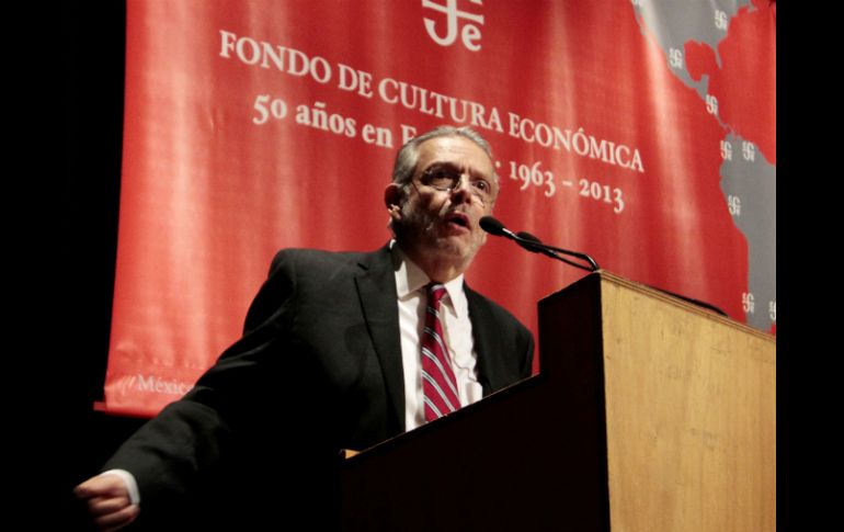 La historia del FCE en España es ''un gran encuentro de la inteligencia iberoamericana'', menciona José Carreño Carlón. NTX /