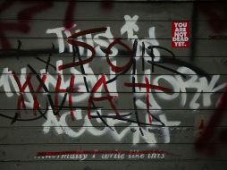 La respuesta en forma de graffiti convencional reza la frase: Este es mi nuevo acento neoyorquino. AFP /