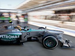 El piloto británico Lewis Hamilton durante la primera sesión libre del Gran premio de Corea del Sur. AFP /