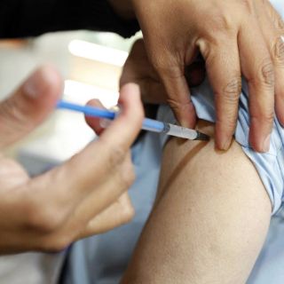 Nobel, por vacunar a niños contra VPH