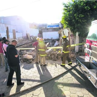 Derrumbe en el Hospitalito deja cuatro lesionados
