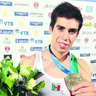 Daniel Corral logra una plata histórica para México