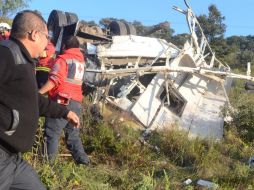 Un autobús cayó por un barranco en la carretera Naucalpan-Toluca. ARCHIVO /