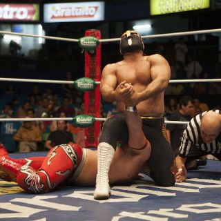 Volador continúa humillando a Sombra