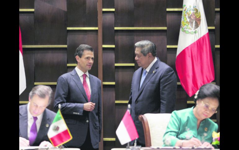 Funcionarios del Gobierno de México firmaron varios acuerdos con representantes del Gobierno de Indonesia. NTX /