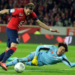 Memo Ochoa es jugador del mes en Ajaccio