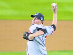 Freddy García abrió el juego de anoche por los Bravos ante los Dodgers. AP /