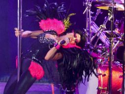 El nuevo disco de Alejandra Guzmán incluye duetos con Mario Domm, Fonseca y Draco Rosa. ARCHIVO /