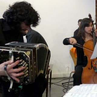 El tango desembarca en París y sus suburbios