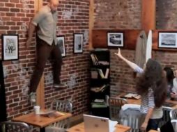 En tan sólo un día, el video ya suma alrededor de nueve millones 668 mil reproducciones. ESPECIAL /