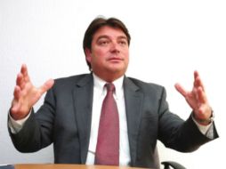 Juan Carlos López dice que el Dragon Mart es una empresa mexicana, para mexicanos. EE  /