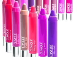 El Chubby Stick de Clinique cuenta con 16 colores. ESPECIAL /