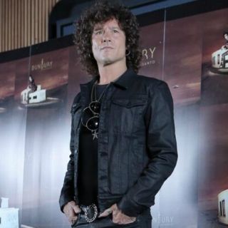 Enrique Bunbury rechaza comparaciones