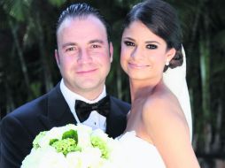 LA FELIZ PAREJA. Jonathan Inman y María José de Rábago.  /