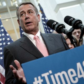 Republicanos ofrecen a Obama elevar techo de deuda