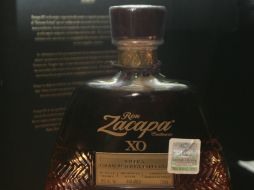 Imagen de la bebida derivada de los azúcares de la caña. ESPECIAL /