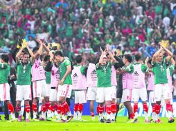 Rubén Omar Romano y Fernando Quirarte vieron una buen desempeño anímico, pero también un mal manejo de los tiempos del partido. AP /