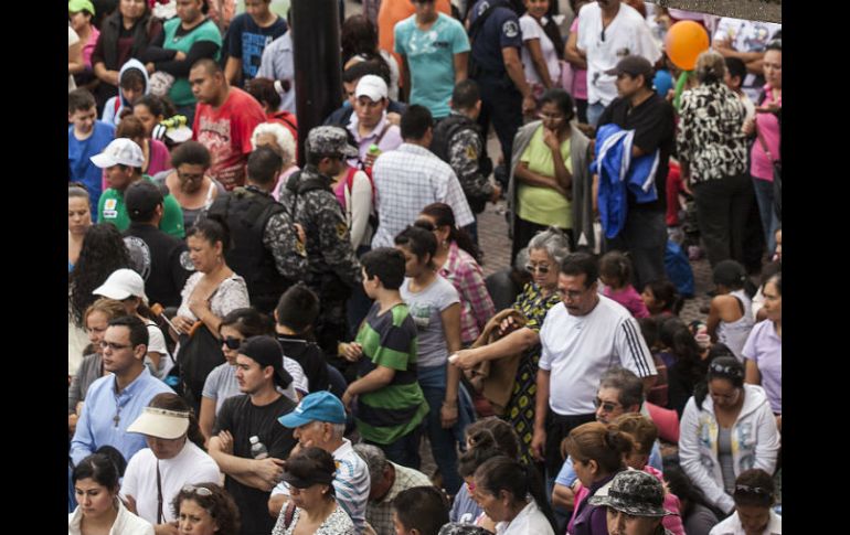 Luego de que los asistentes a la Romería comenzaran a retirarse, la basura comenzó a mostrarse.  /
