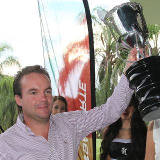 Silva llega a 11 títulos en el GCC