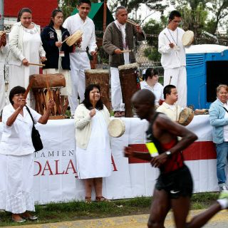 Ambiente de fiesta durante el Maratón de Guadalajara