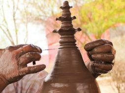 Se ofrecerá un taller para expresar los sentimientos a través de la arcilla, en especial el barro. ARCHIVO /