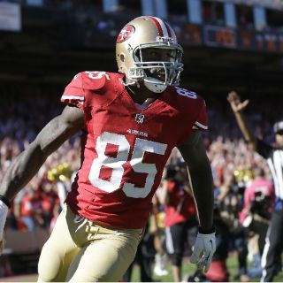 Vernon Davis brilla en victoria de los 49ers