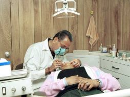 Las complicaciones por mala higiene bucal llevan a la pérdida de piezas dentales por aparición de caries. ARCHIVO /
